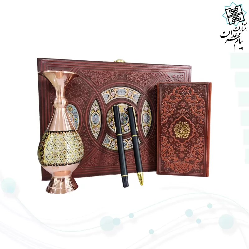 صحیفه سجادیه پالتویی چرم با گلدان خاتم و خودکار و روان نویس