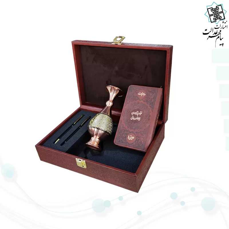 خیام و باباطاهر پالتویی چرم با گلدان خاتم و خودکار و روان نویس
