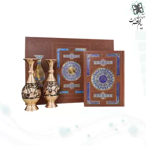 قرآن وزیری گلاسه چرم با 2گلدان الماس تراش
